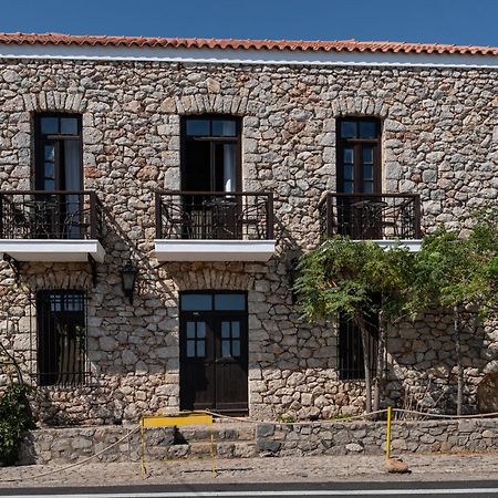 Ferienwohnung Belessi'S Mansion Yefira Exterior foto